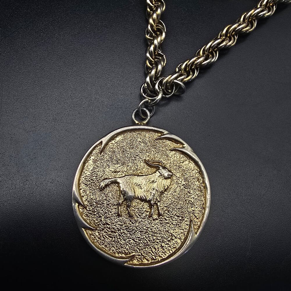 Aries The Ram Zodiac Pendant Necklace Gold Tone Vintage Costume Jewelry